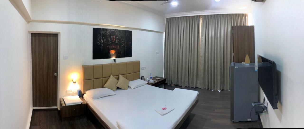 Apple Tree Apartments Koregaon Park Pune Eksteriør bilde